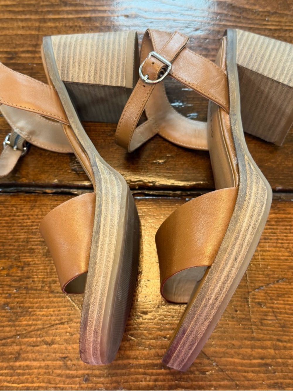 Lucky Brand Cognac Leather Block Heel Slingback Sandals - Picture 5 of 6